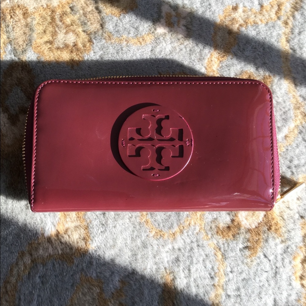 Tory Burch wallet